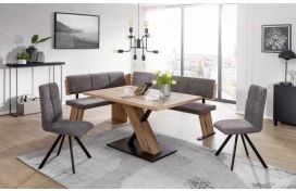 Moderne Essgruppe Hover