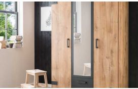 Drehtürenschrank Hover