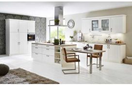 Klassische Inselküche