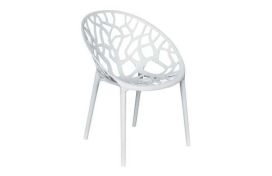 Moderner Stapelstuhl