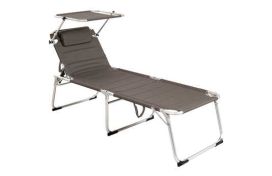 Gartenliege mit Sonnendach