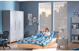 Kleiderschrank Hover