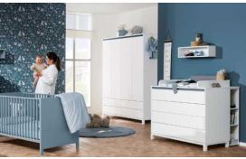 Kleiderschrank Hover